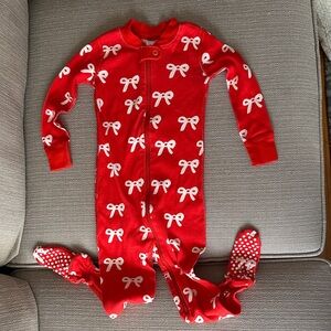 Hanna Anderson Red Bow Kids footed sleeper pjs size 2t